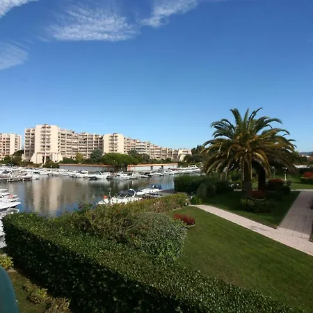 Ile De Cannes Marina Vi * 망들리유 라 나플